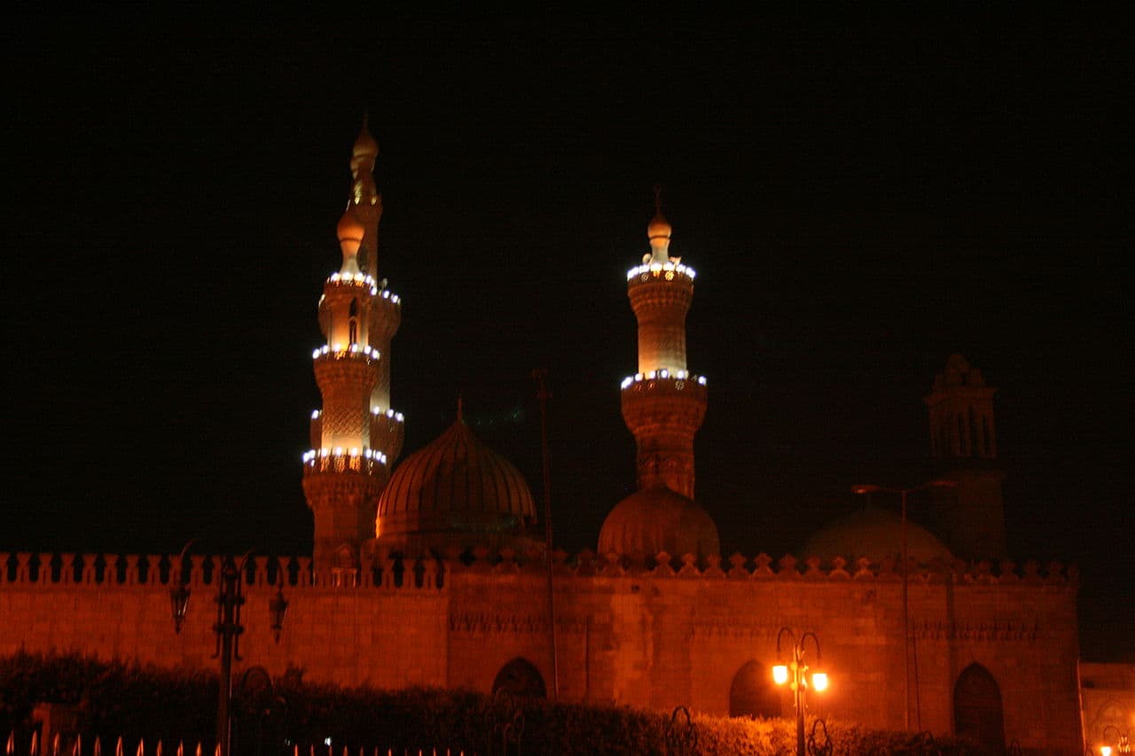 Al-Azhar Mosque Cairo Guide: A Thousand Years of Living Islam