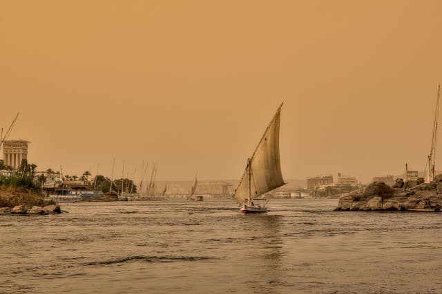 Luxor West Bank guesthouse Nile sunrise felucca