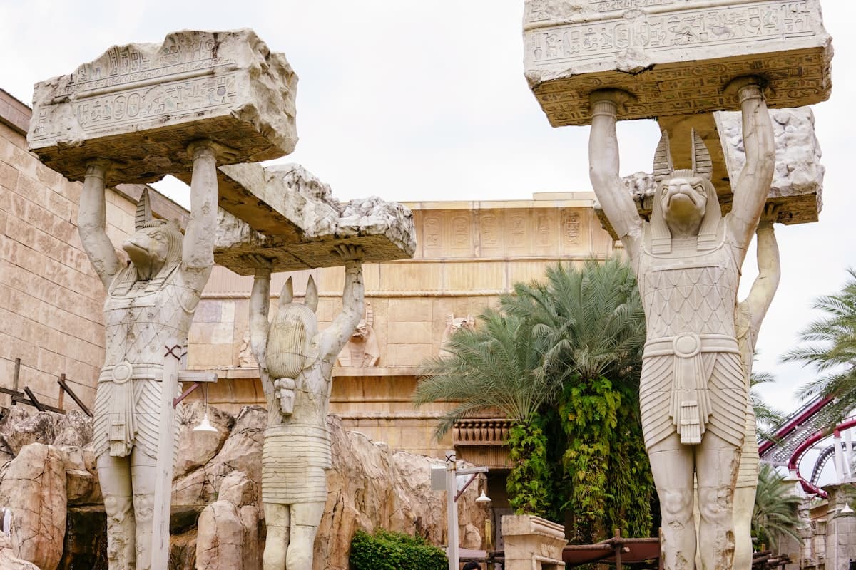 A couple of statues that are next to each other