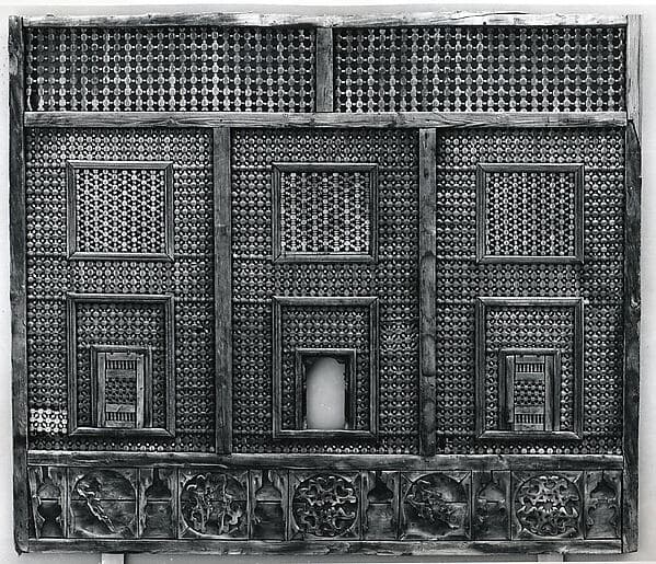 Mashrabiya Screen with Medallions